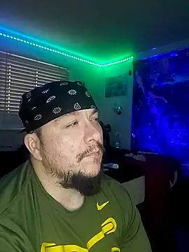 Snapshot of Spunonymous chatting on 11, 3, 2025 Spunonymous online show from 11, 3, 2025