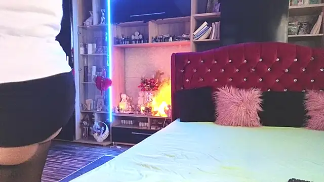 SeductiveCeline online show from 3, 8, 2026