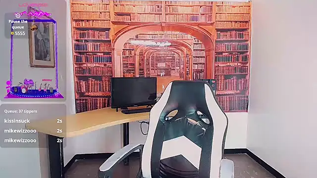 Snapshot of khiara_moretti chatting on 6, 2, 2025 khiara moretti online show from 6, 2, 2025