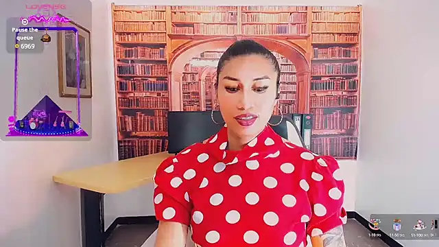 Snapshot of khiara_moretti chatting on 7, 2, 2025 khiara moretti online show from 7, 2, 2025