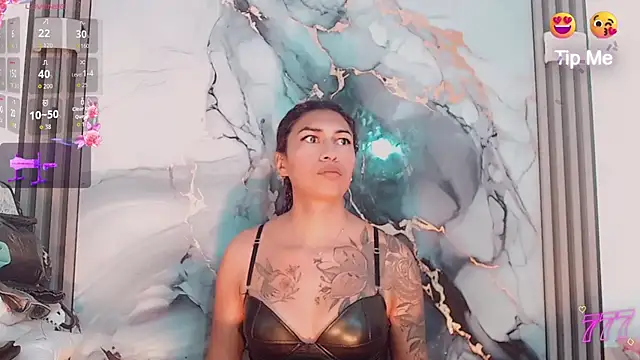 khiara moretti online show from 13, 7, 2026