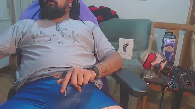 Snapshot of master4subslut chatting on 18, 9, 2025 master4subslut online show from 18, 9, 2025