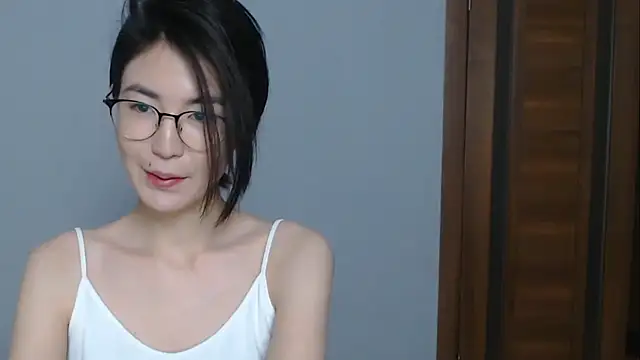 Snapshot of traxexe chatting on 19, 3, 2026 traxexe online show from 19, 3, 2026