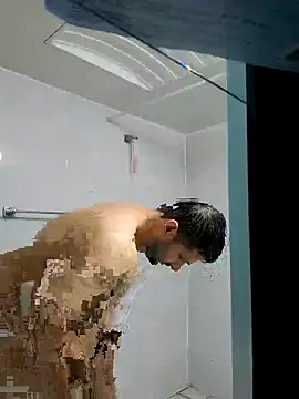 Snapshot of Fucklover011 chatting on 13, 4, 2026 Fucklover011 online show from 13, 4, 2026