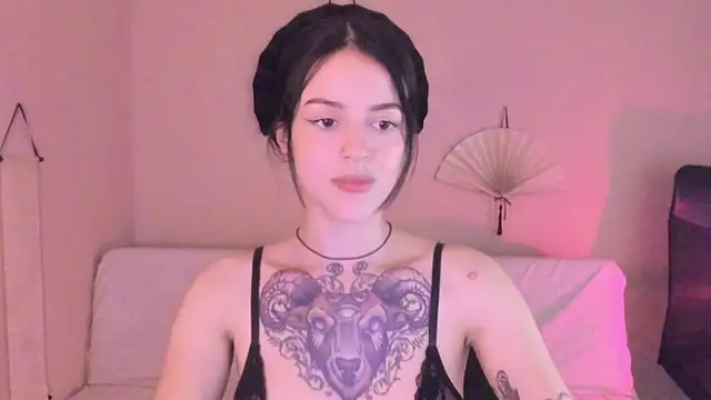 Snapshot of phoenix_xx chatting on 12, 4, 2026 phoenix xx online show from 12, 4, 2026