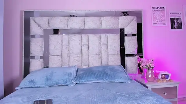 Sara Greey online show from 22, 9, 2025