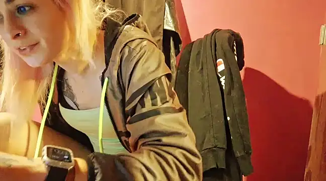 watermellonpussy online show from 17, 1, 2025