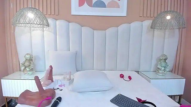 Sara Vanegas online show from 7, 3, 2026