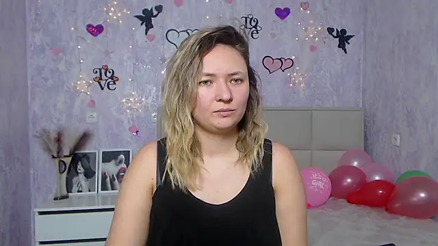 SallyVerda online show from 1, 2, 2025