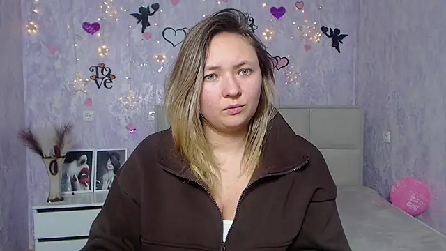 SallyVerda online show from 6, 2, 2025