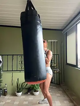 Snapshot of Amber_Martins_ chatting on 13, 2, 2025 Amber Martins  online show from 13, 2, 2025