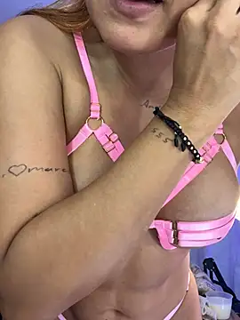 Snapshot of Amber_Martins_ chatting on 27, 2, 2025 Amber Martins  online show from 27, 2, 2025