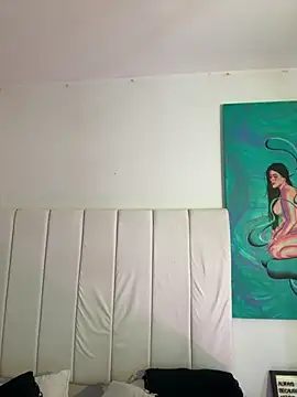 Snapshot of Amber_Martins_ chatting on 18, 9, 2025 Amber Martins  online show from 18, 9, 2025