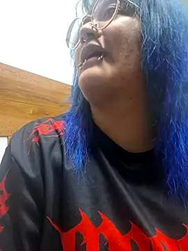 lucky-leah online show from 30, 4, 2026