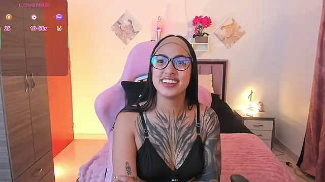 Snapshot of Kayla_foxxy chatting on 20, 7, 2026 Kayla foxxy online show from 20, 7, 2026