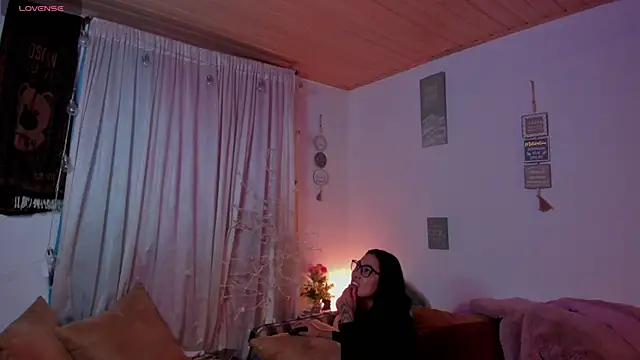 Snapshot of Kayla_foxxy chatting on 1, 8, 2026 Kayla foxxy online show from 1, 8, 2026