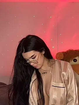 Ambar R0SSE online show from 13, 1, 2025