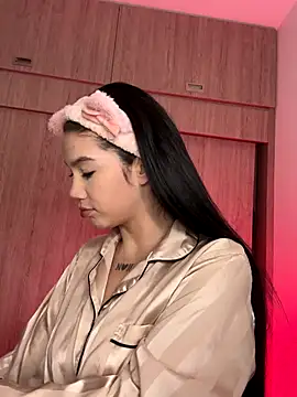 Ambar R0SSE online show from 1, 10, 2025