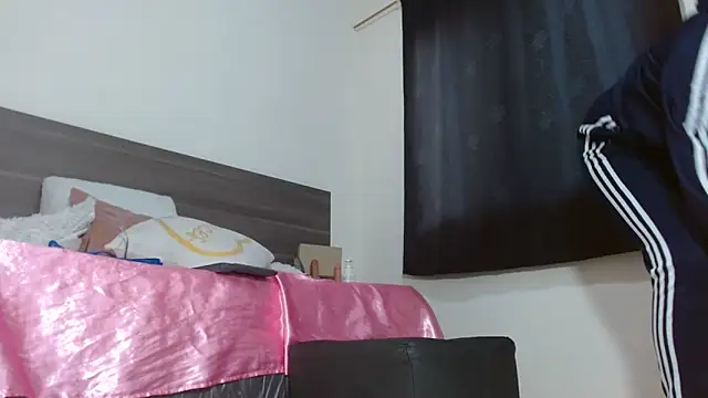 Mila cams1  online show from 12, 2, 2025