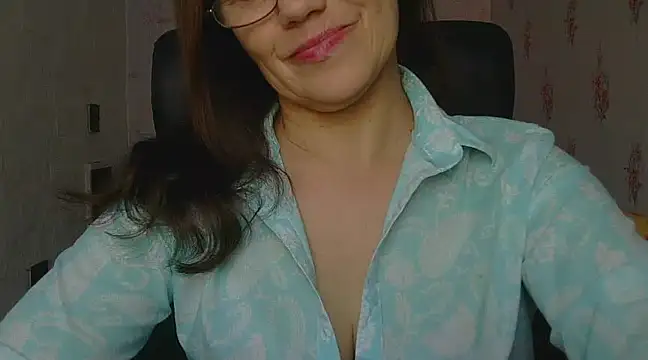 Snapshot of KittyyLaBeauty chatting on 21, 3, 2025 KittyyLaBeauty online show from 21, 3, 2025