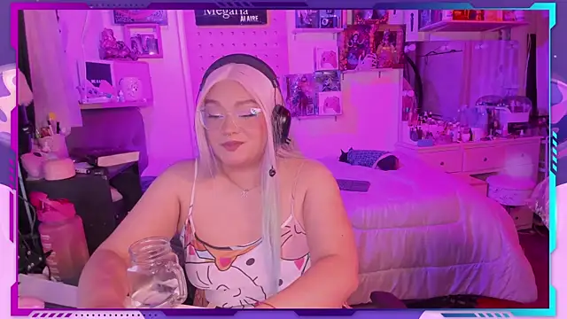 MegariaB online show from 28, 10, 2025