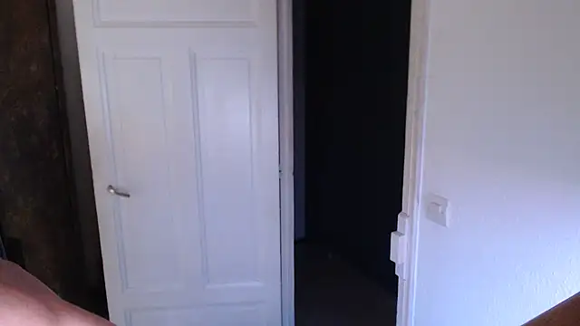 Snapshot of rustoff@xh chatting on 13, 11, 2025 rustoffxh online show from 13, 11, 2025