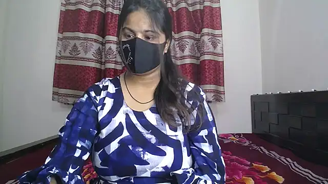 Dayna-36 online show from 2, 12, 2025