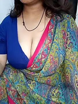 Snapshot of Dayna-36 chatting on 19, 5, 2026 Dayna-36 online show from 19, 5, 2026