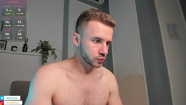 Snapshot of EnriqueBarberry chatting on 25, 10, 2025 EnriqueBarberry online show from 25, 10, 2025