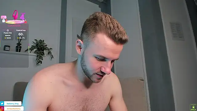 Snapshot of EnriqueBarberry chatting on 26, 10, 2025 EnriqueBarberry online show from 26, 10, 2025