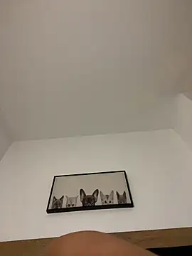 Susi bell online show from 17, 2, 2025