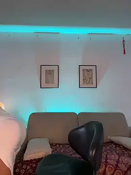 Susi bell online show from 22, 2, 2025