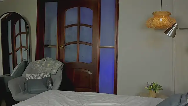 nayah   online show from 15, 1, 2026