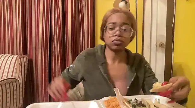 MommyConfident online show from 11, 1, 2025