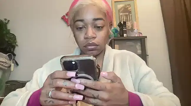 MommyConfident online show from 15, 3, 2025