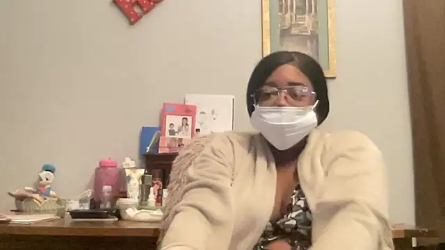 MommyConfident online show from 7, 11, 2025