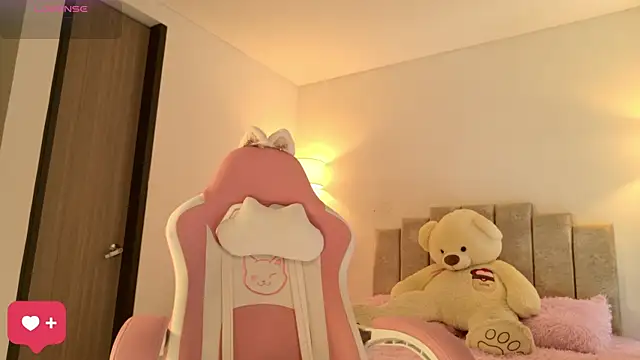 KaylaCollinsX online show from 22, 9, 2025