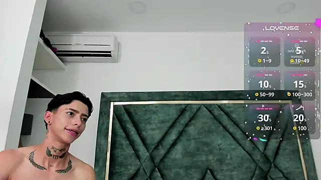 AmberAdams  online show from 3, 2, 2025