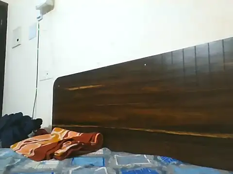 Snapshot of Dusky_Aarav chatting on 28, 9, 2025 Dusky Aarav online show from 28, 9, 2025