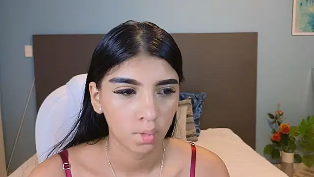 Snapshot of maiaa_ruiz chatting on 2, 12, 2024 maiaa ruiz online show from 2, 12, 2024