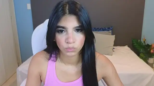 Snapshot of maiaa_ruiz chatting on 25, 1, 2025 maiaa ruiz online show from 25, 1, 2025