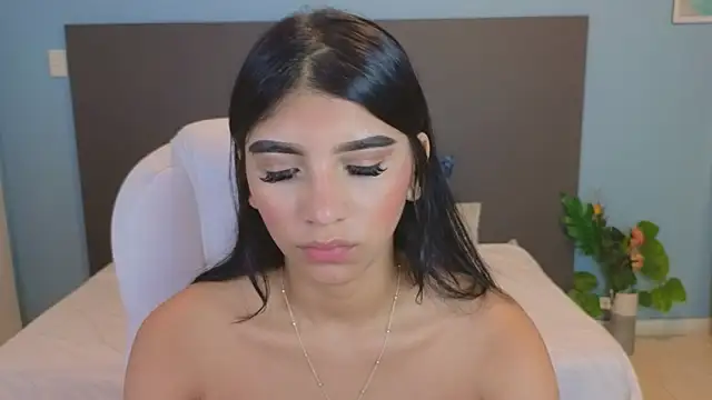 Snapshot of maiaa_ruiz chatting on 12, 2, 2025 maiaa ruiz online show from 12, 2, 2025