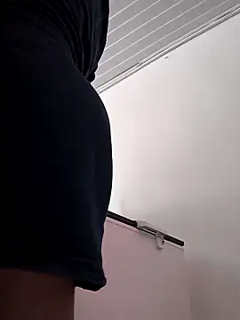 Francesca ferrari online show from 7, 5, 2026