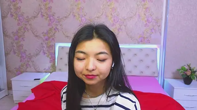 Snapshot of Shy_Kira chatting on 15, 1, 2025 Shy Kira online show from 15, 1, 2025