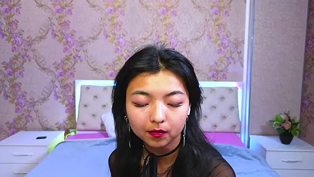 Snapshot of Shy_Kira chatting on 17, 1, 2025 Shy Kira online show from 17, 1, 2025