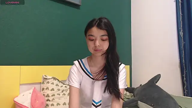 Shy Kira online show from 31, 3, 2026