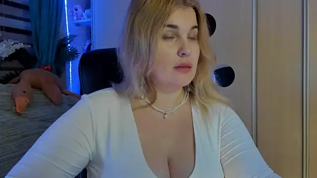 CoraSwon online show from 16, 2, 2026