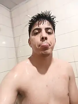 Snapshot of Fiel77 chatting on 10, 9, 2025 Fiel77 online show from 10, 9, 2025