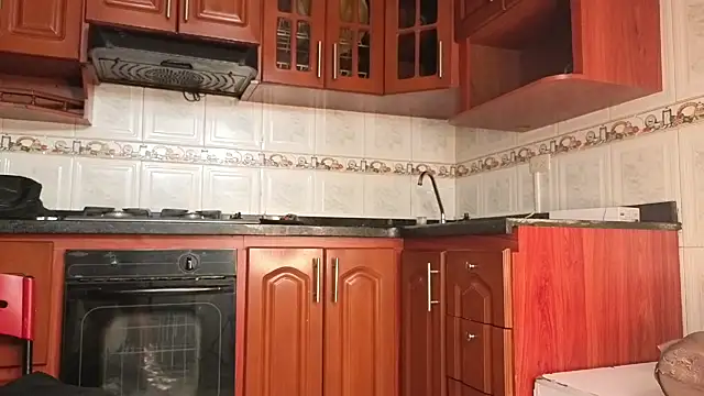 GianellaCox  online show from 19, 9, 2025