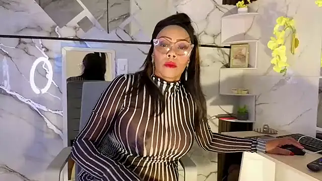 AmberNix online show from 21, 7, 2026